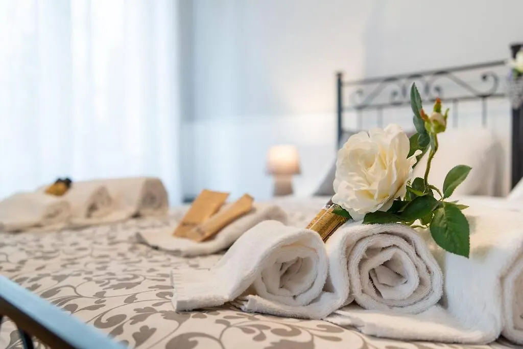 Terrazze Italiane City Center - White Apartment Verona